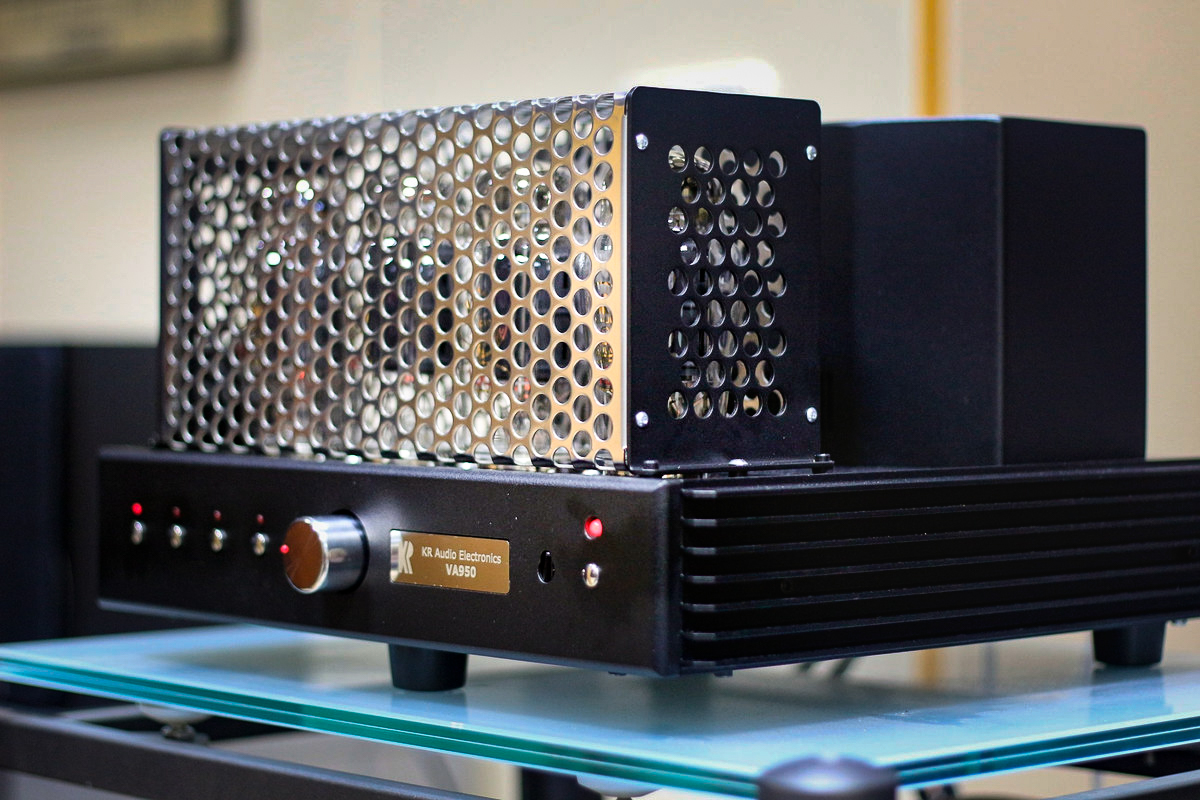 Amplificador de referencia KR Audio VA950 con válvulas KT150 Audiorema deCine Amplificador de referencia KR Audio VA950 con válvulas KT150 Audiorema deCine